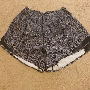 Lululemon Shorts 4’ high rise